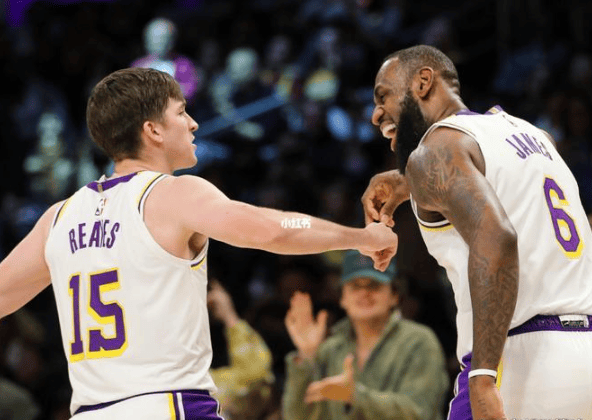 关于赛后突围战来临;莱比锡围绕英超造点机会;球迷炸锅;医务组通报恢复的信息 关于赛后突围战来临;莱比锡围绕英超造点机会;球迷炸锅;医务组通报恢复的信息